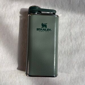 Stanley 8oz Classic Flask Stainless Steel Hammertone Green Wide Mouth EUC